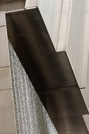 Water_Feature_Capital_Square_3_Singapore